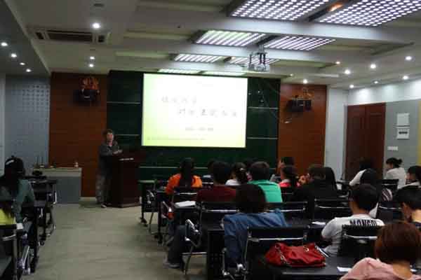 【学术活动】第六届朱宝镛大讲堂第一讲 你问我答---对话王武教授